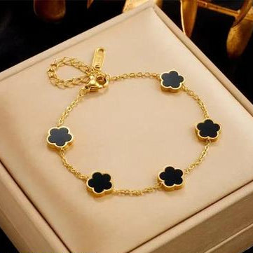 Clover Design Bracelet