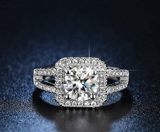 Square American diamond style ring